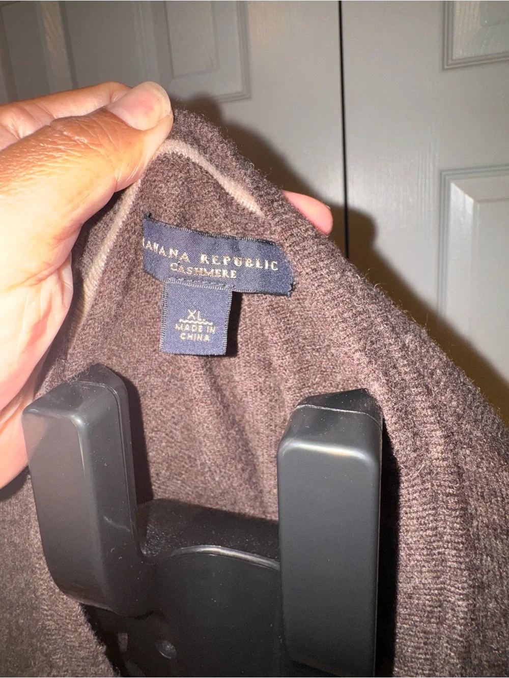 Banana Republic Brown V-Neck Cashmere-Blend Sweater